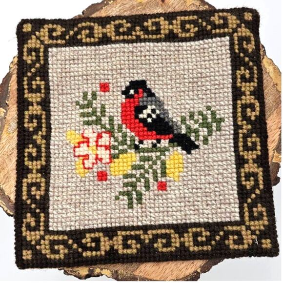 2 Vintage Swedish Tapestry Birds Bird 60s 70s Wool Embroidery Stitched - Picture 2 of 8